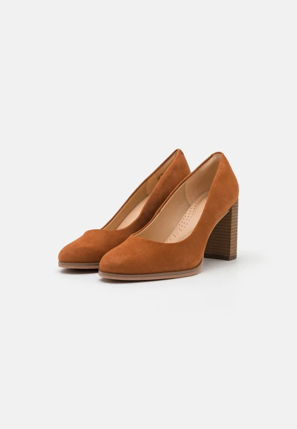 Top ventes Clarks Freva Court – Escarpins À Talons Hauts – Caramel 4