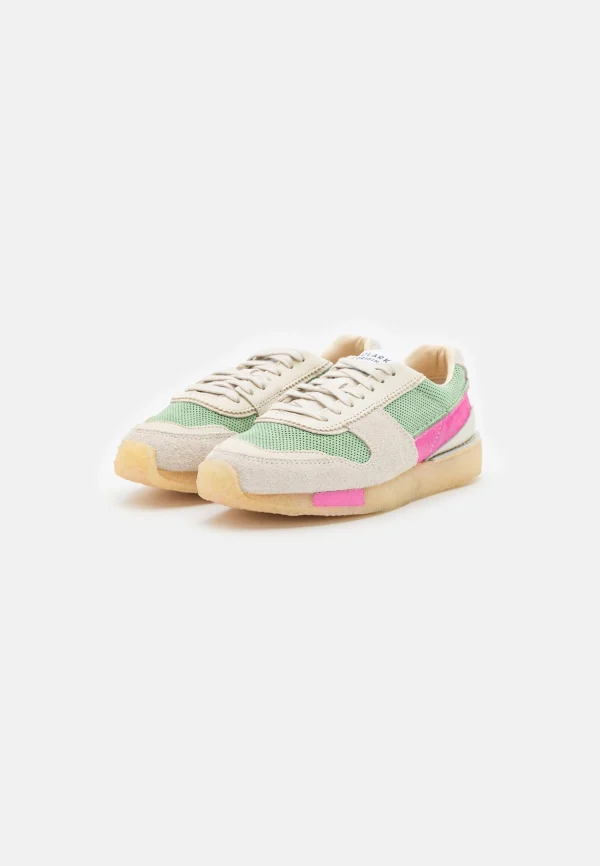 Clarks Originals Torrun – Baskets Basses – Pink/Green Combination le grand escompte 4