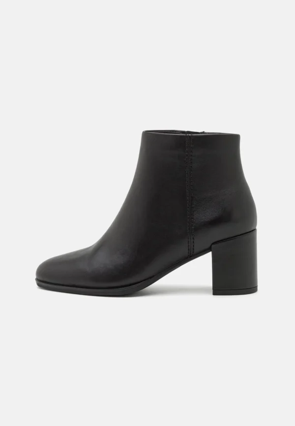 Meilleur Service Clarks Freva Zip – Boots À Talons – Black 1