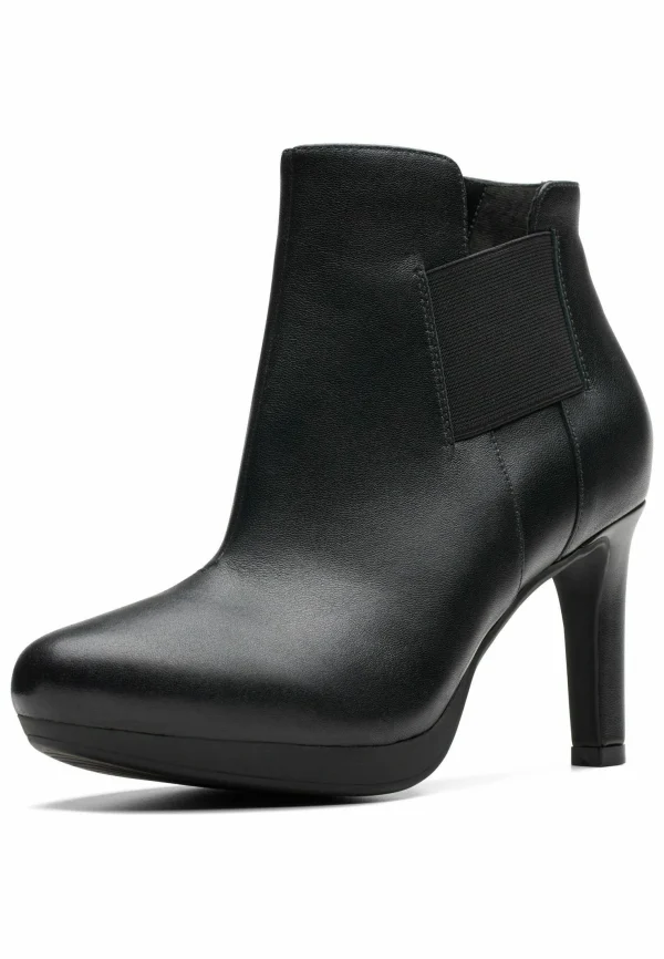 achat Clarks Bottines À Talons Hauts – Black Leather 3