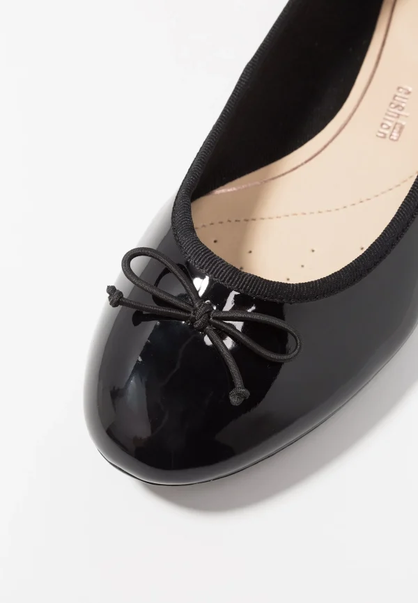 en promotion Clarks Couture Bloom – Ballerines – Black 4