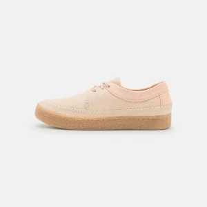 Clarks Barleigh Weave – Derbies – Light Sand Combination mode 10