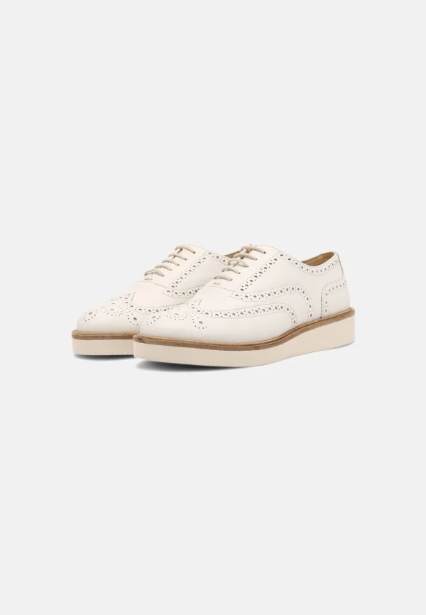 site soldes Clarks Baille Brogue – Derbies – White 4