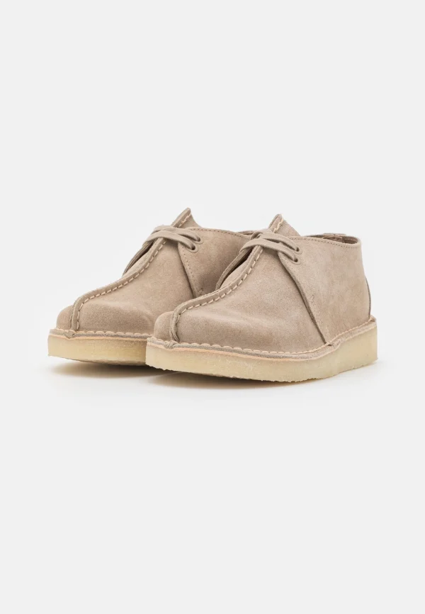 Réductions Clarks Originals Desert Trek – Chaussures À Lacets – Sand 5