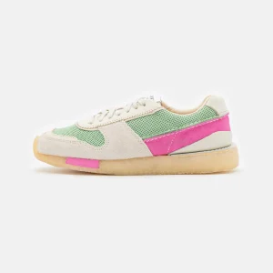 Clarks Originals Torrun – Baskets Basses – Pink/Green Combination le grand escompte 10