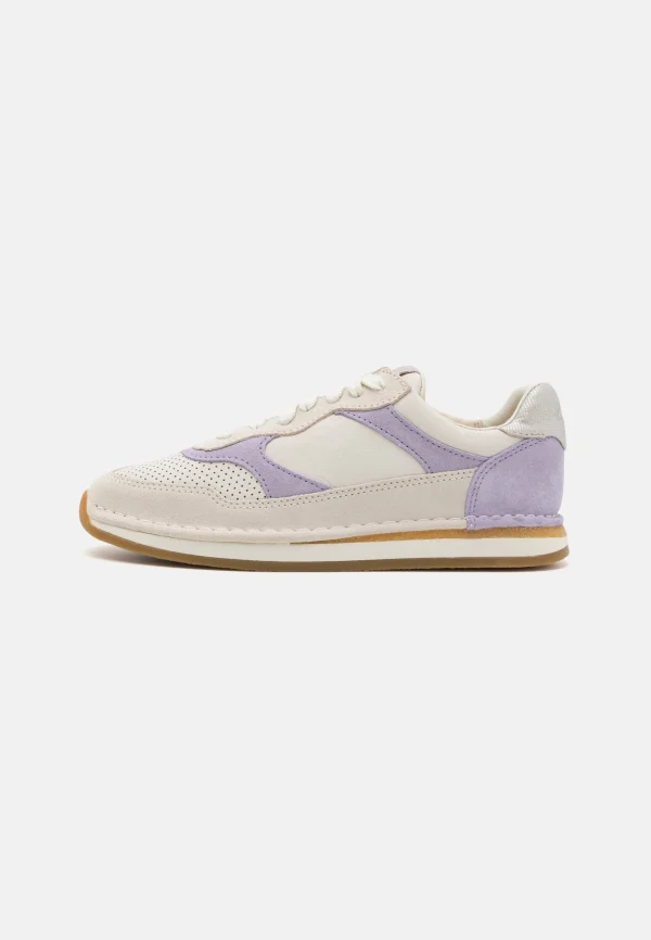 marque pas cher Clarks Craftrun – Baskets Basses – White/Lilac 3