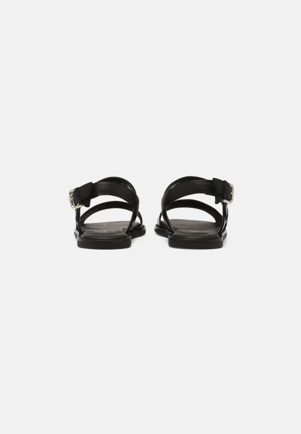 Clarks Karsea Strap – Sandales – Black à prix promos 5