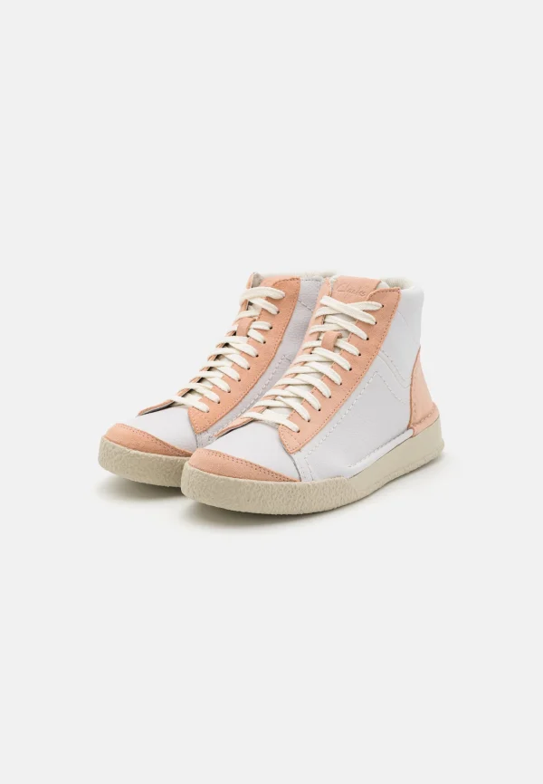 Clarks Craftcup Rise – Baskets Montantes – Pale Peach Boutique 4