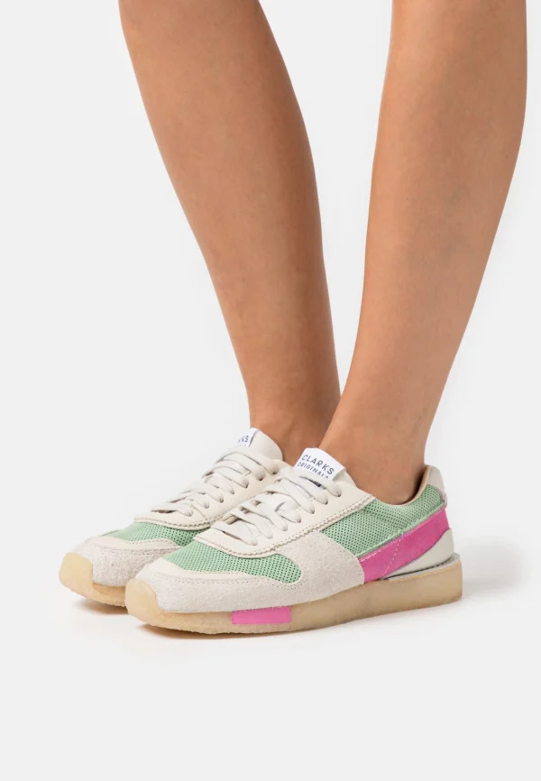 Clarks Originals Torrun – Baskets Basses – Pink/Green Combination le grand escompte 1