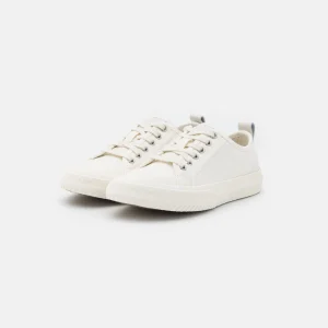 Clarks Roxby Lace – Baskets Basses – White ultratendance 12