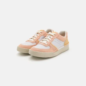 livraison la plus rapide Clarks Craftcup Court – Baskets Basses – Pale Peach 12