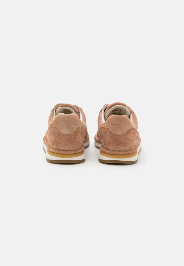 Clarks Craftrun – Baskets Basses – Warm Beige marque moins cher 5