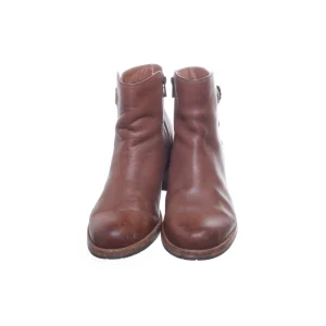 Clarks Heeled Boots Brown SHOES-EU-40 Women soldes pas cher 11