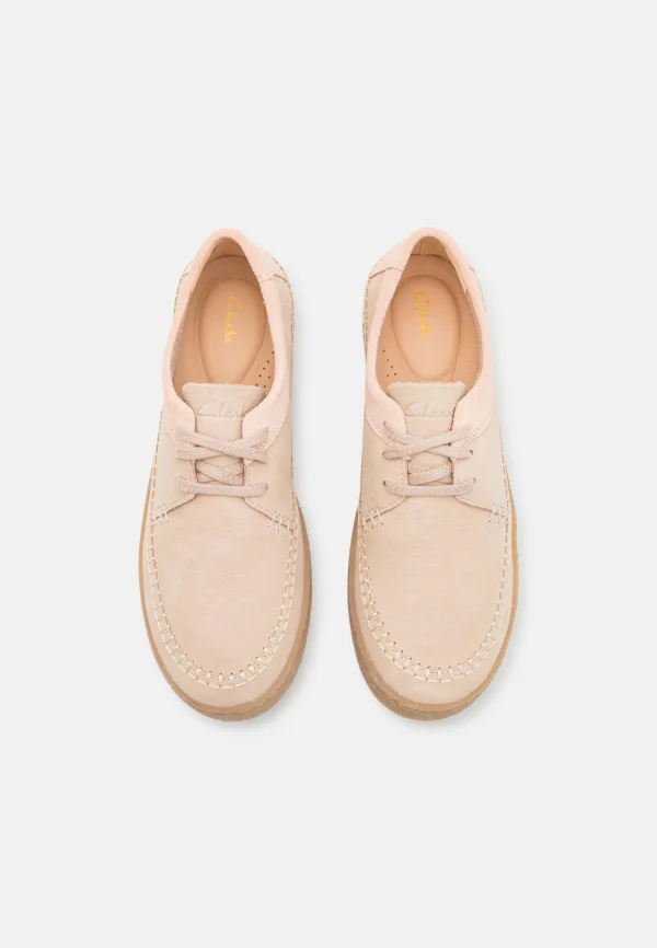 Clarks Barleigh Weave – Derbies – Light Sand Combination mode 7