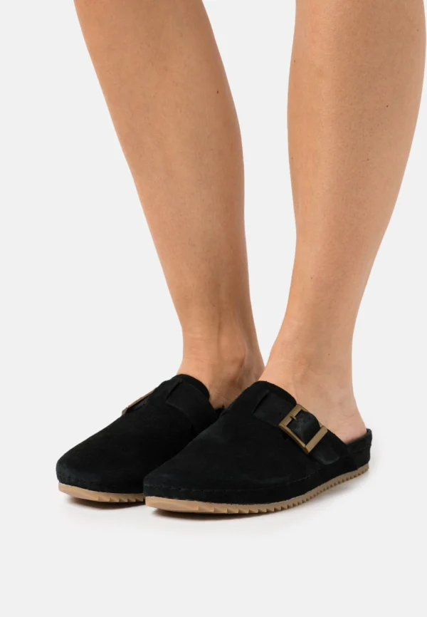 Clarks Brookleigh Mule – Chaussons – Black authentiques 1