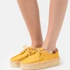 Retour Facile et Gratuit Clarks Originals Wallabee Cup – Mocassins – Yellow 25