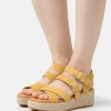 prix pas cher Clarks Kimmei Buckle – Sandales À Plateforme – Yellow 22