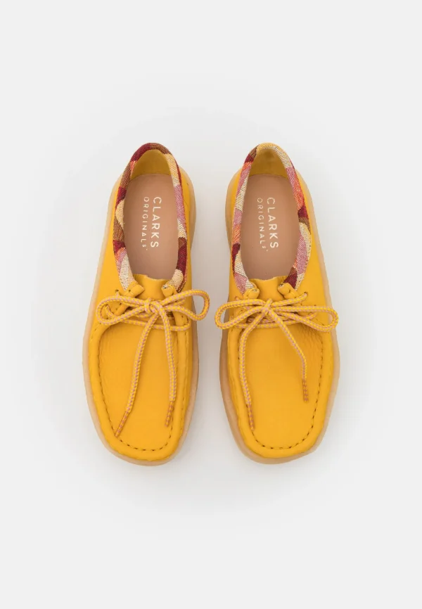 Retour Facile et Gratuit Clarks Originals Wallabee Cup – Mocassins – Yellow 7