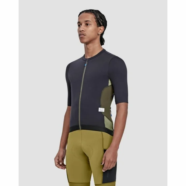 Top 10 ⭐ Maap AltRoad Jersey – Maillot vélo homme 🥰 soldes pas cher 1